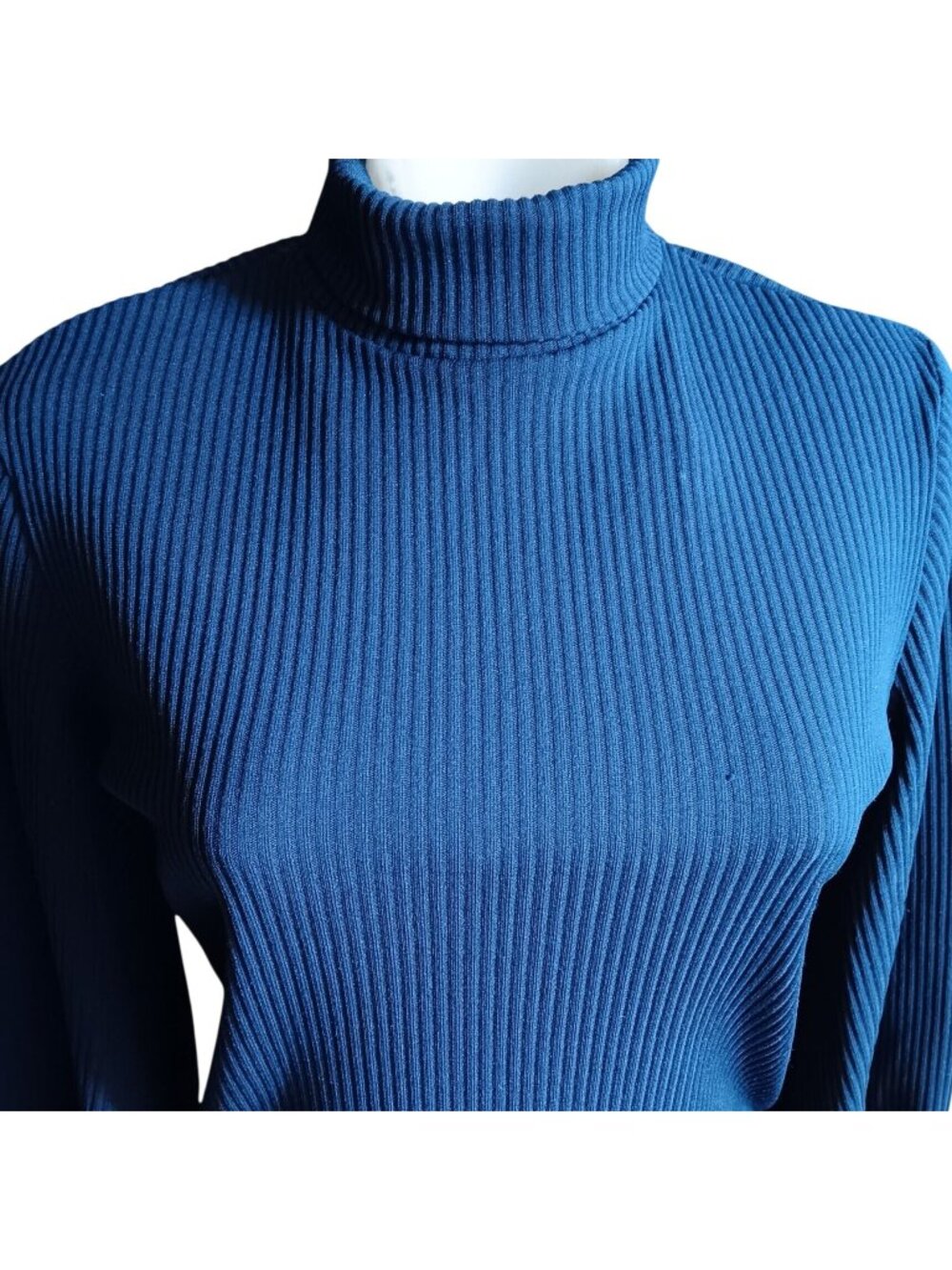 True Vintage Knit Medium Turtleneck Sweater Blue Ribbed Back Zipper 1970s Mod